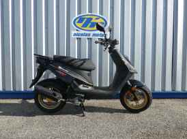 MASH LEGEND R NAKED - 2024