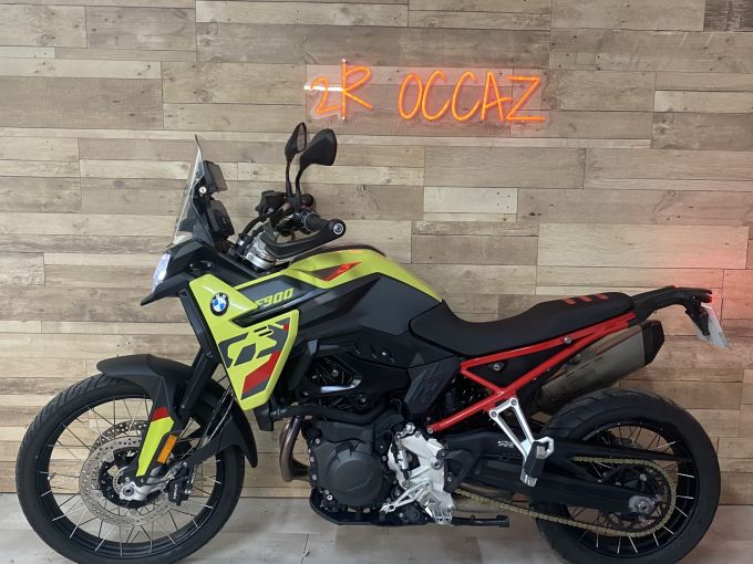 BMW F 900 GS 4