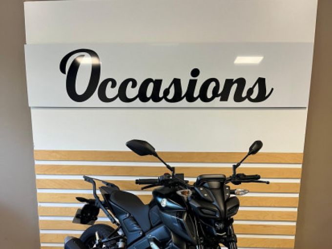 YAMAHA MT 125 4
