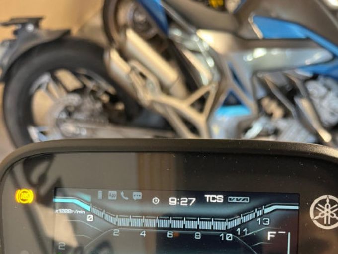 YAMAHA MT 125 4