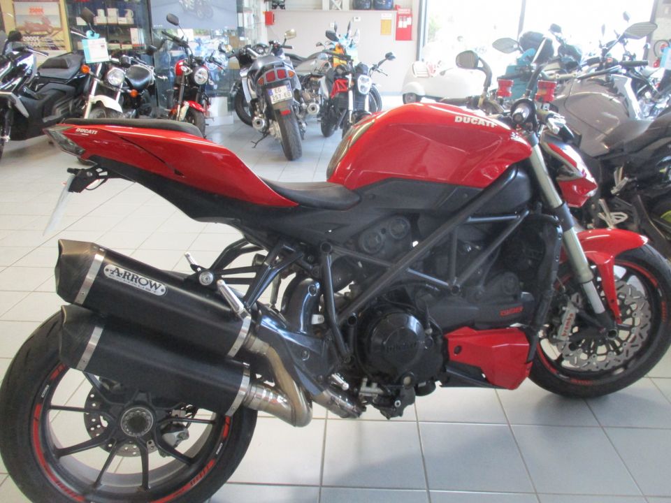 DUCATI 1098 STREET FIGHTER 4