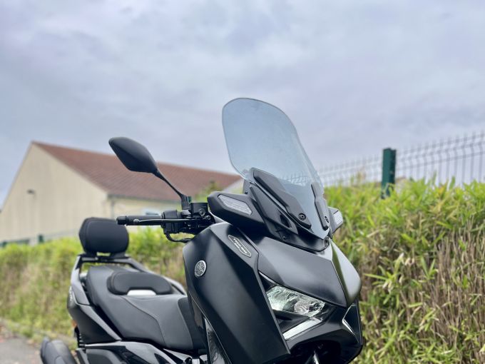 YAMAHA XMAX 125 TECH MAX 4