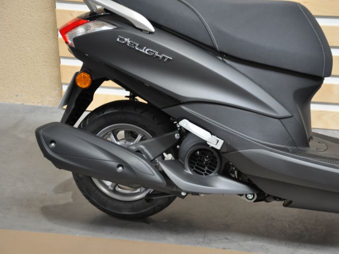 YAMAHA D'ELIGHT 4