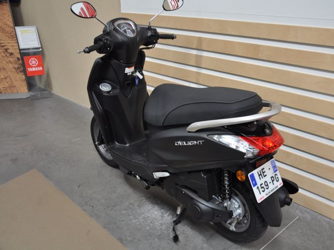 YAMAHA D'ELIGHT 4