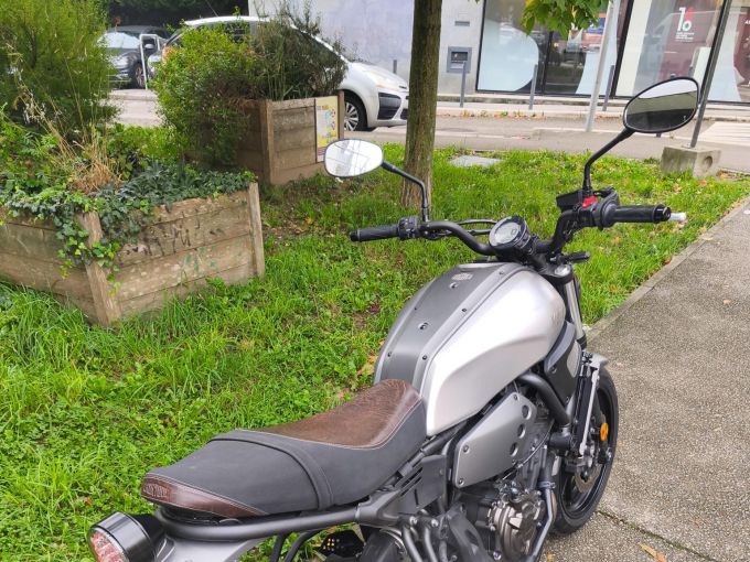 YAMAHA XSR 700 4