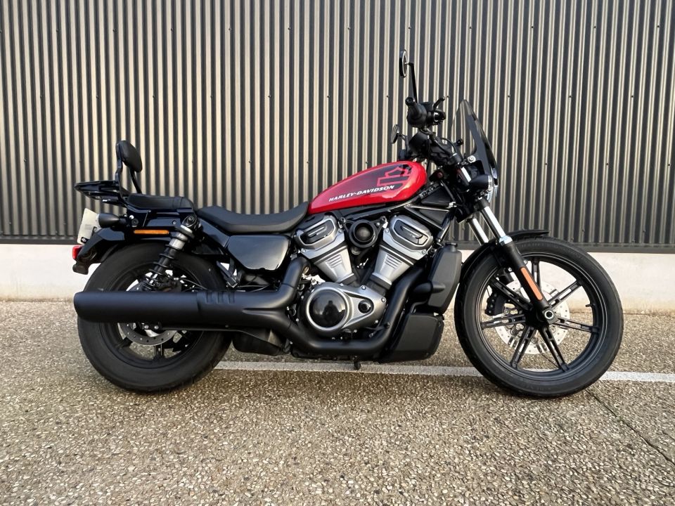 HARLEY-DAVIDSON SPORTSTER NIGHTSTER 975 4