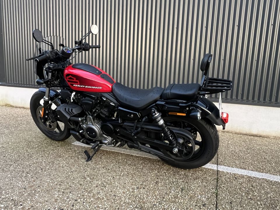 HARLEY-DAVIDSON SPORTSTER NIGHTSTER 975 4