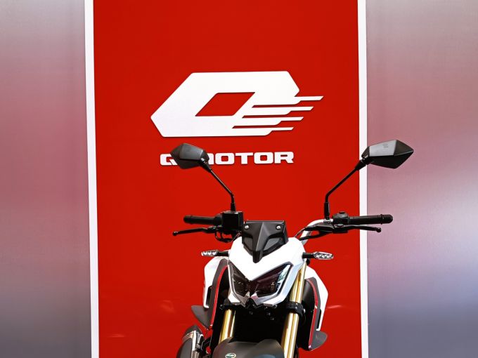 QJ MOTOR SRK 125 S 4