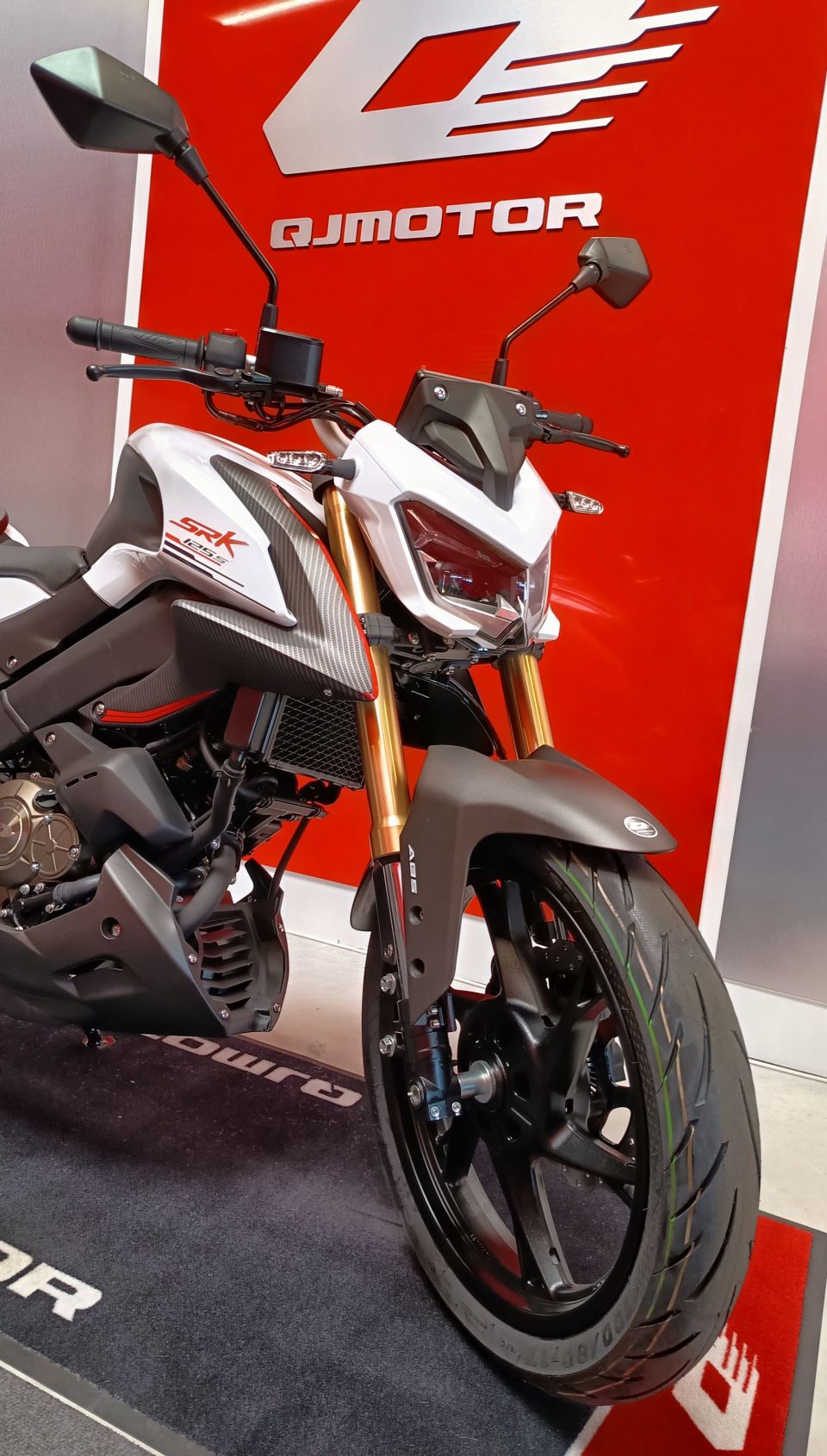 QJ MOTOR SRK 125 S 4