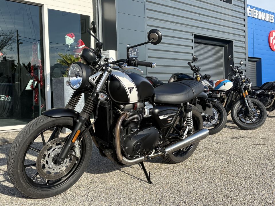 TRIUMPH SPEED TWIN 900 4