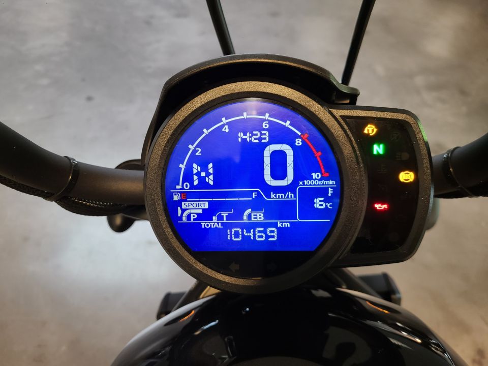 HONDA CMX 1100 REBEL 4