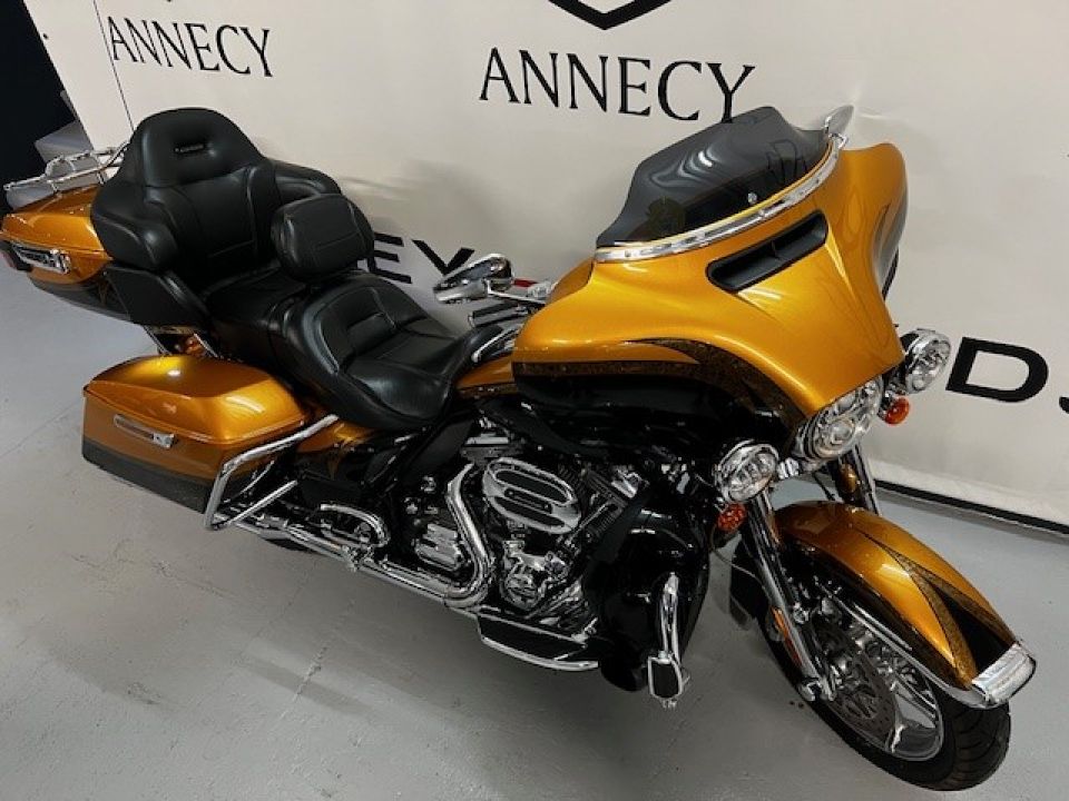 HARLEY-DAVIDSON TOURING ULTRA LIMITED 1800 CVO 4