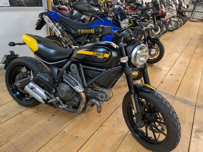 DUCATI SCRAMBLER 4
