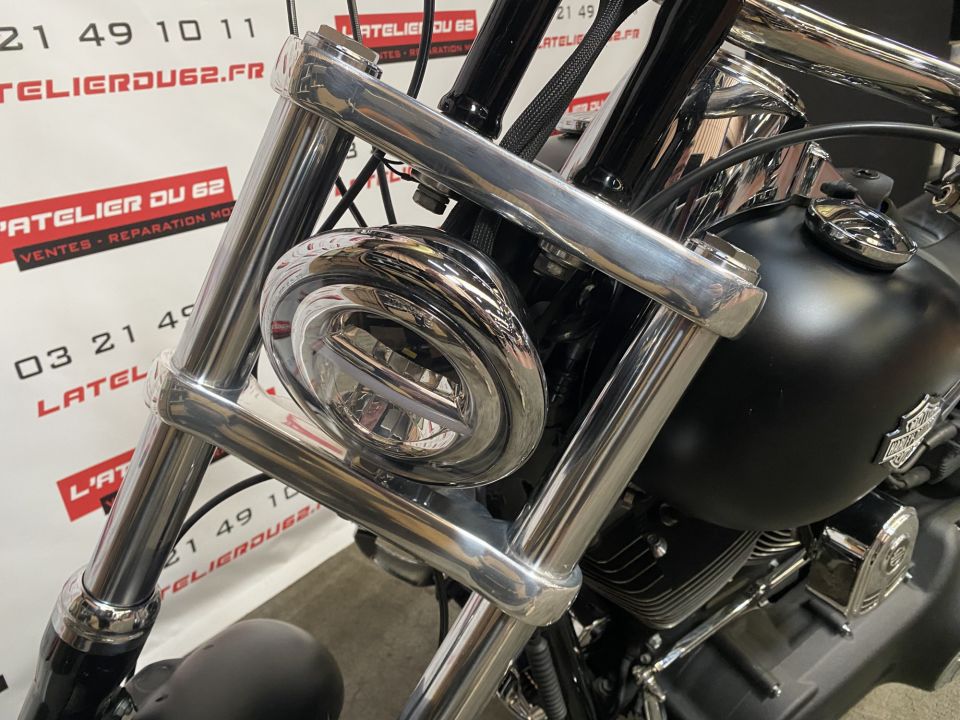 HARLEY-DAVIDSON DYNA FAT BOB 1584 4