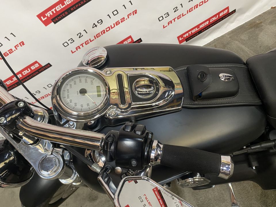 HARLEY-DAVIDSON DYNA FAT BOB 1584 4