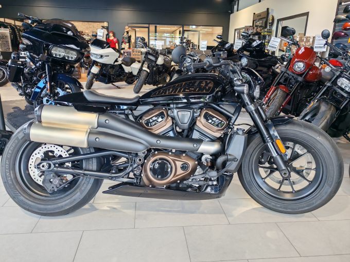 HARLEY-DAVIDSON SPORTSTER 1250 S 4