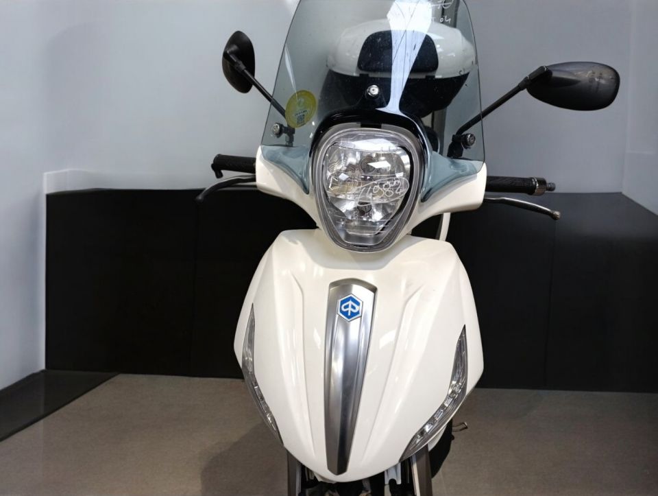 PIAGGIO BEVERLY 350 4