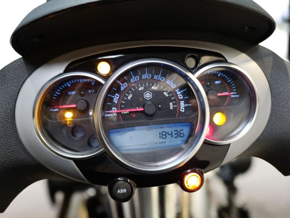 PIAGGIO BEVERLY 350 4