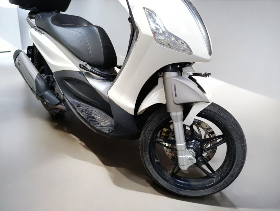 PIAGGIO BEVERLY 350 4