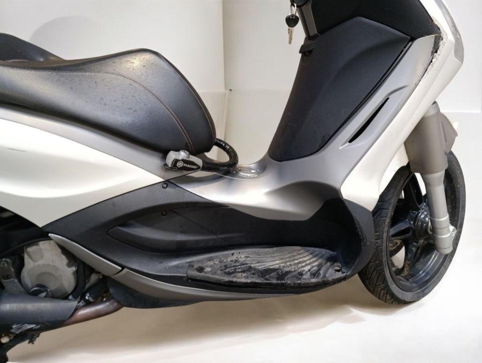 PIAGGIO BEVERLY 350 4