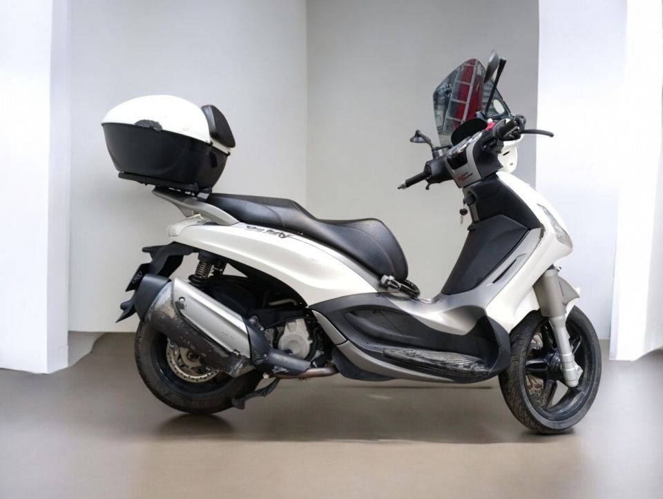 PIAGGIO BEVERLY 350 4