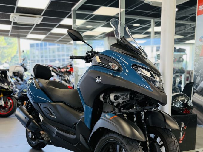 YAMAHA TRICITY 300 4