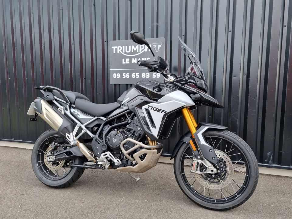 TRIUMPH TIGER 900 RALLY PRO 4
