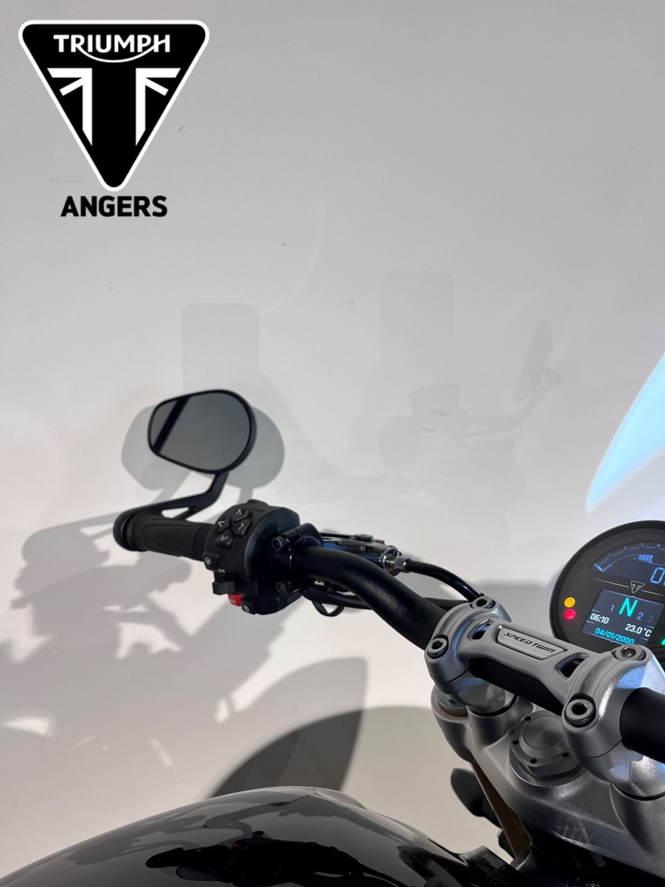 TRIUMPH SPEED TWIN 1200 4