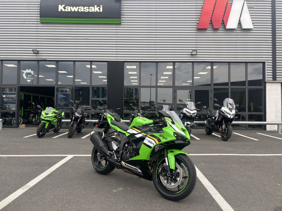 KAWASAKI ZX-6R 636 4