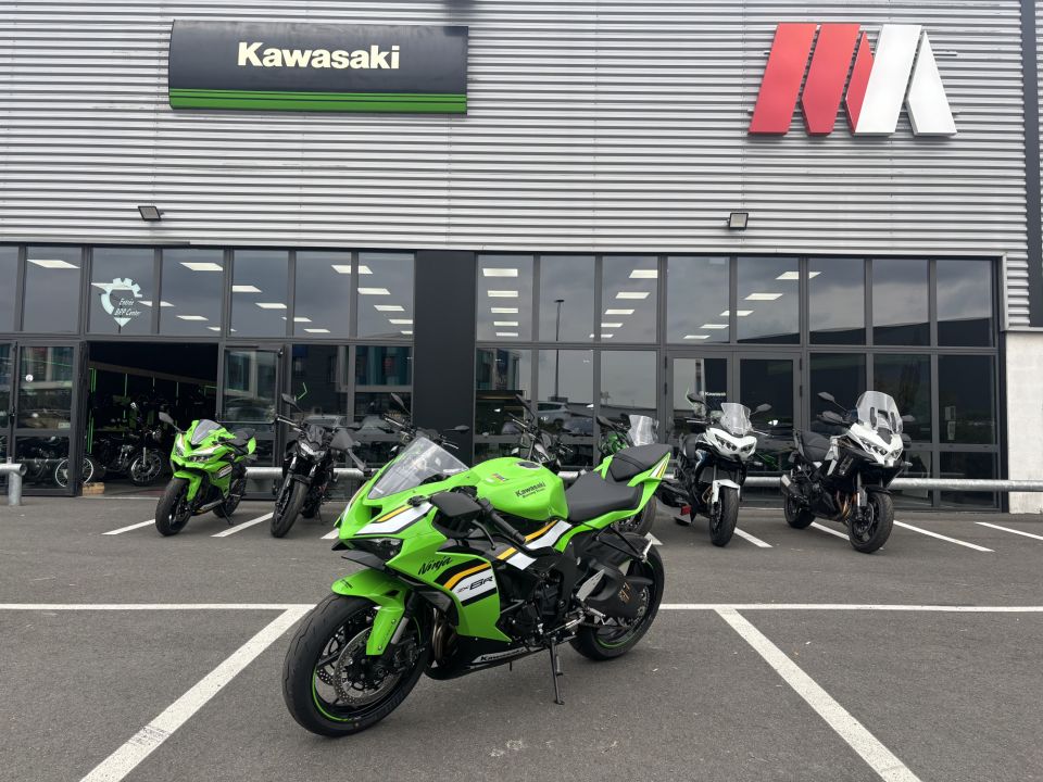 KAWASAKI ZX-6R 636 4