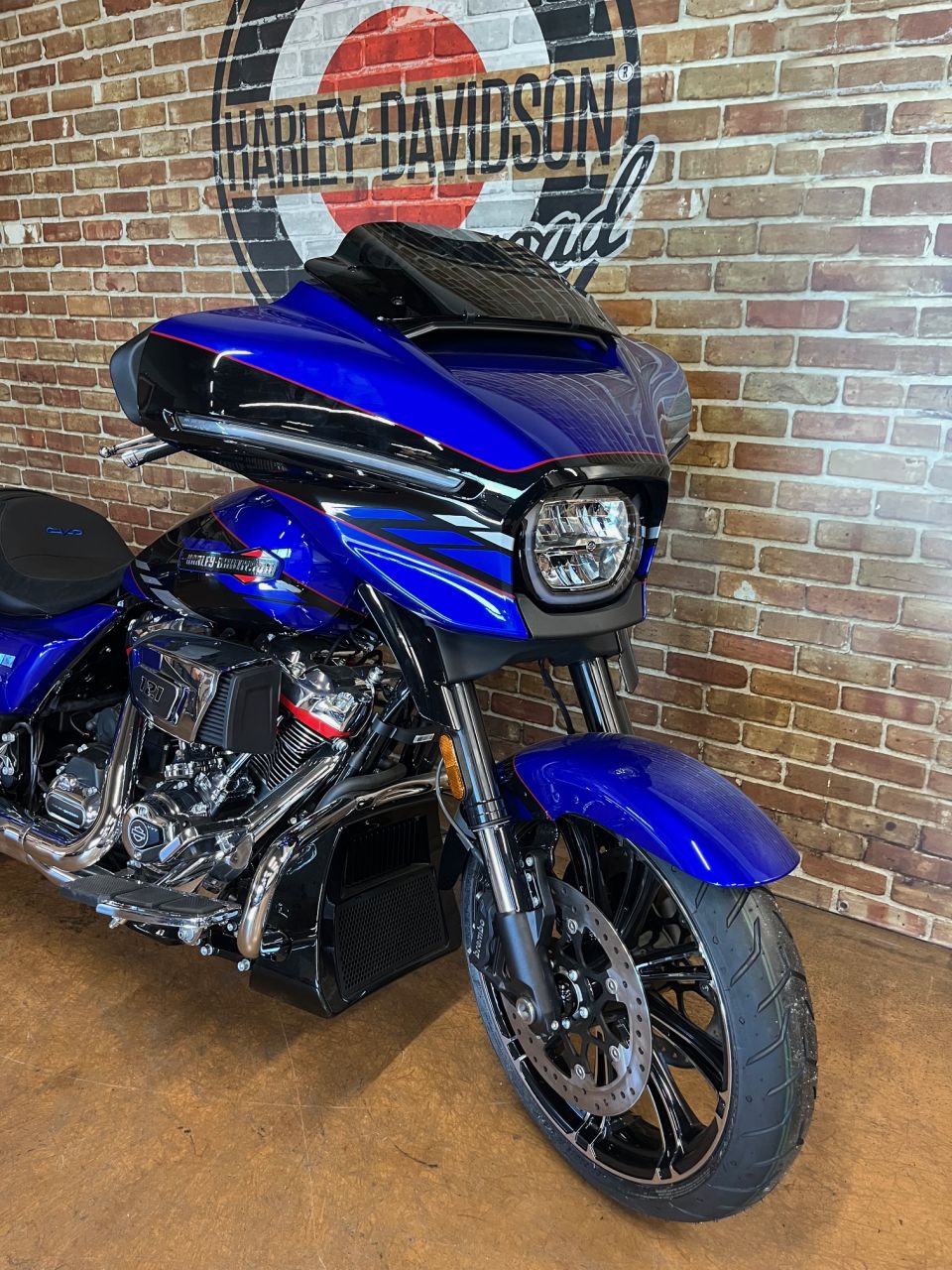 HARLEY-DAVIDSON TOURING STREET GLIDE 1977 CVO  4