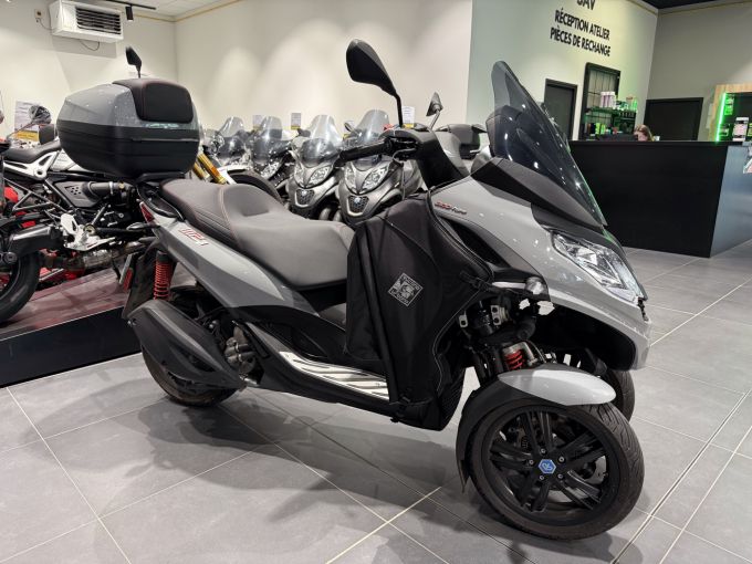 PIAGGIO MP3 300 HPE ABS ASR 4