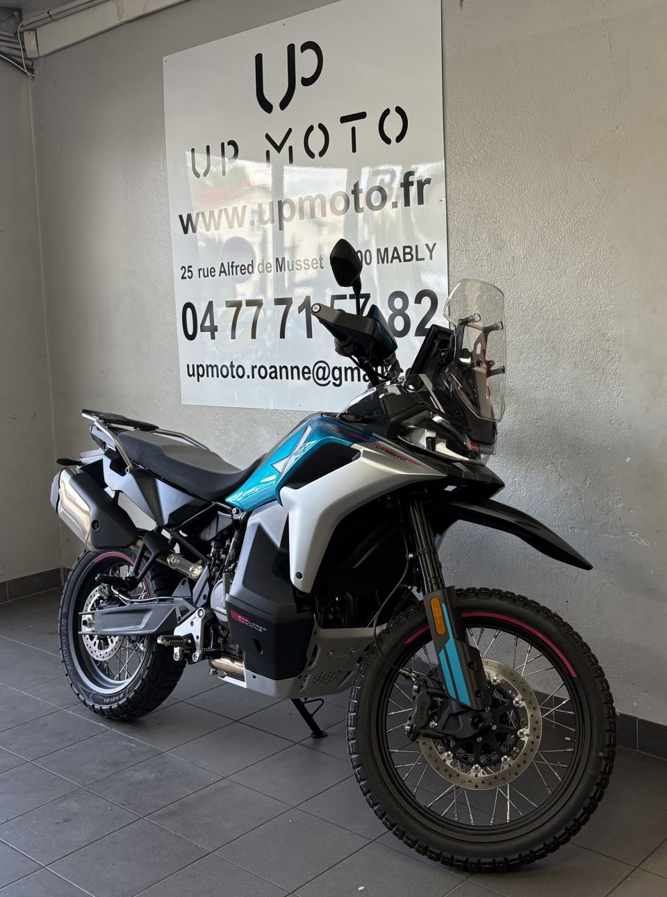 CF MOTO 800 MT-X 4