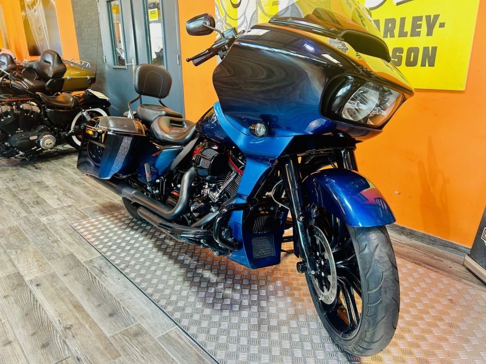 HARLEY-DAVIDSON TOURING ROAD GLIDE 1923 CVO 4