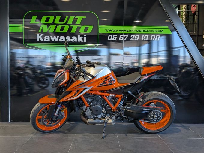 KTM 1290 SUPER DUKE R 4