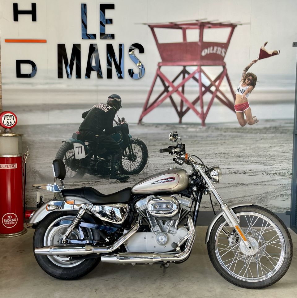 HARLEY-DAVIDSON SPORTSTER 883 4