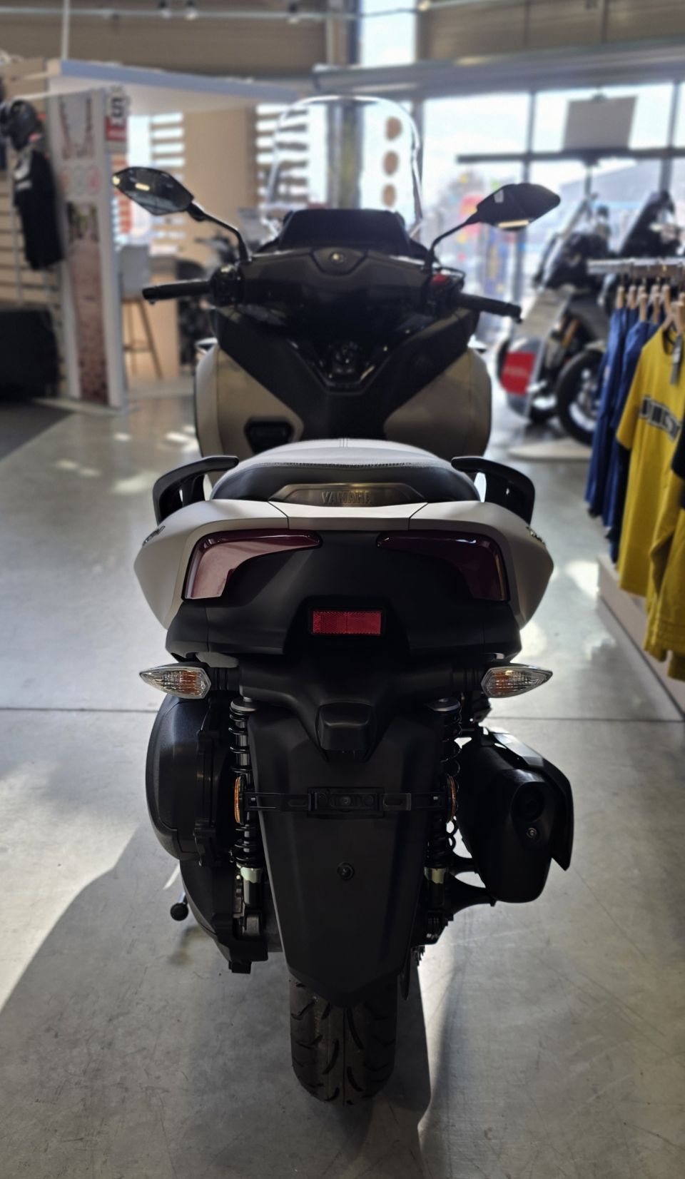 YAMAHA TRICITY 300 4