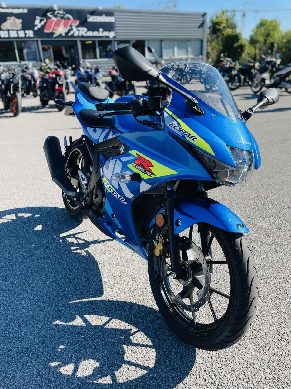 SUZUKI GSX-R 125 4