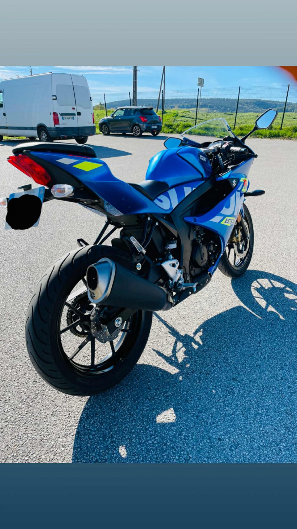 SUZUKI GSX-R 125 4