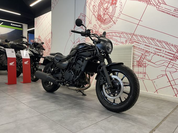 KAWASAKI Eliminator 500 SE 4
