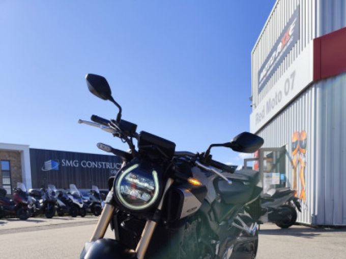 HONDA CB650R Neo Sports Café 4