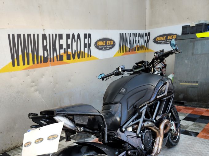 DUCATI DIAVEL 4