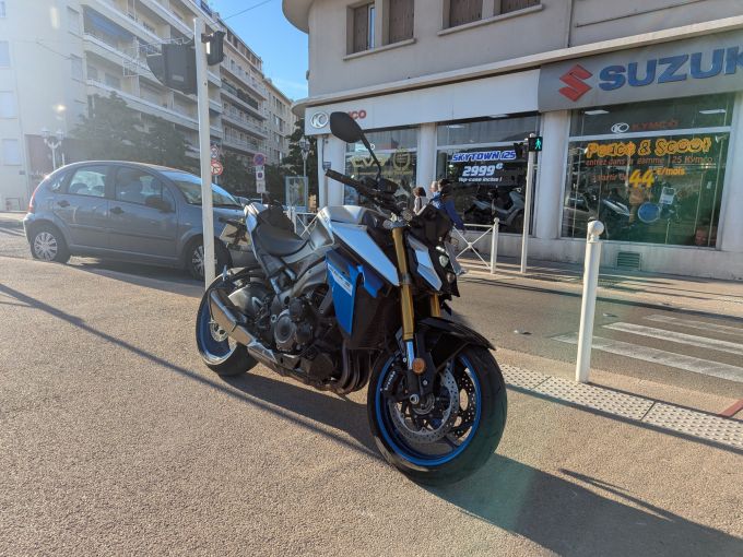 SUZUKI GSX-S 1000 ABS 4