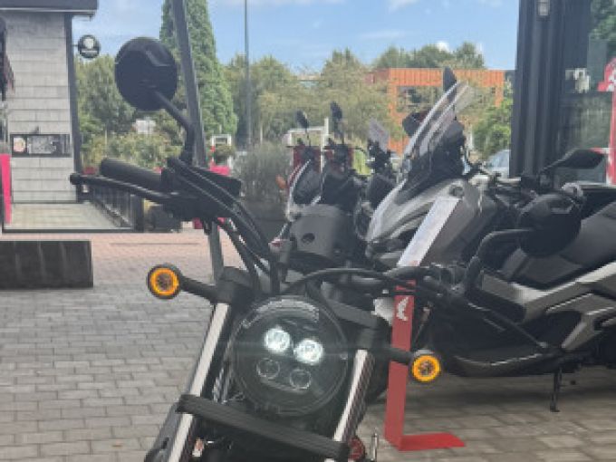 HONDA CMX 500 REBEL 4