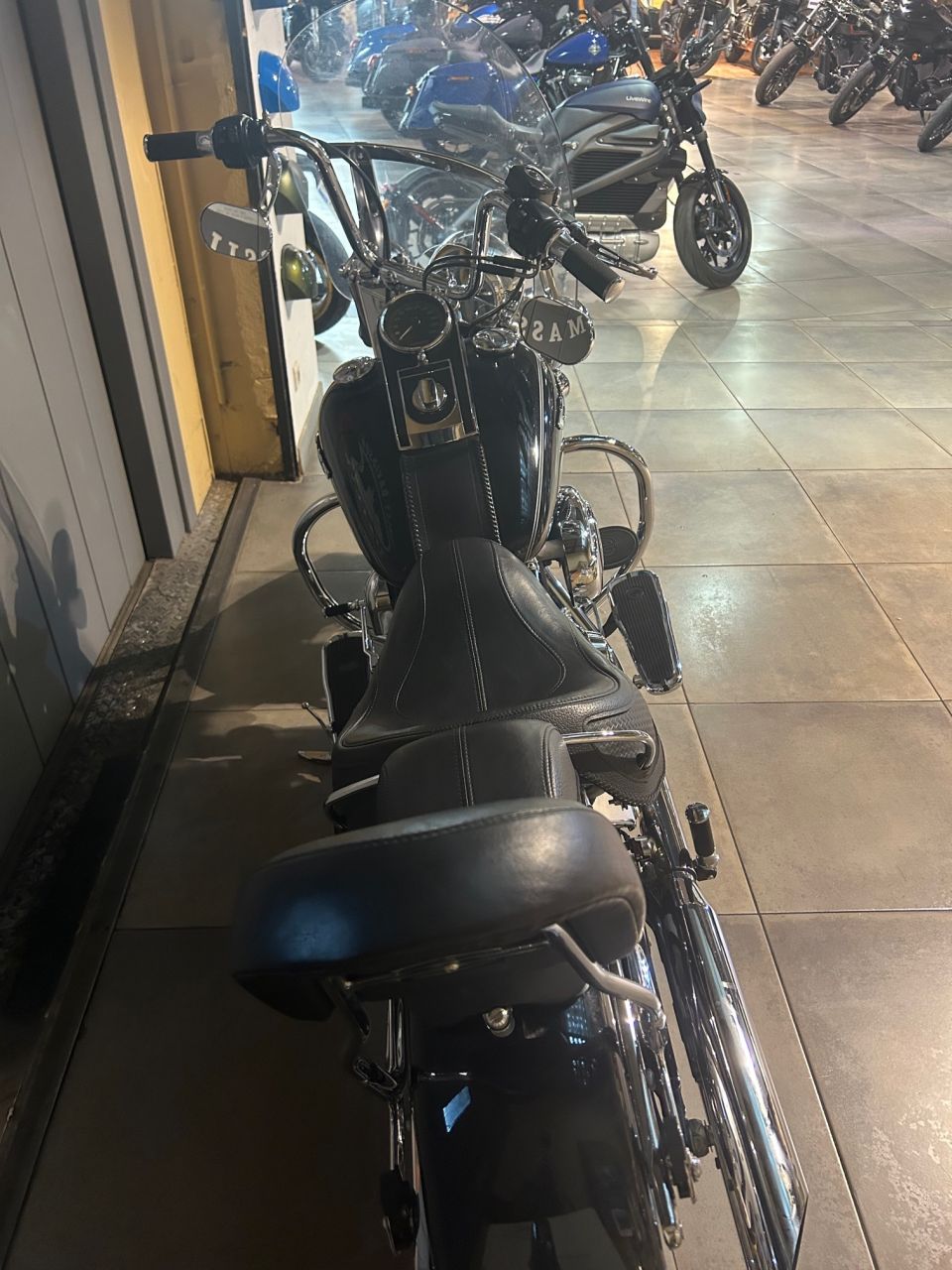 HARLEY-DAVIDSON SOFTAIL DELUXE 1690 4