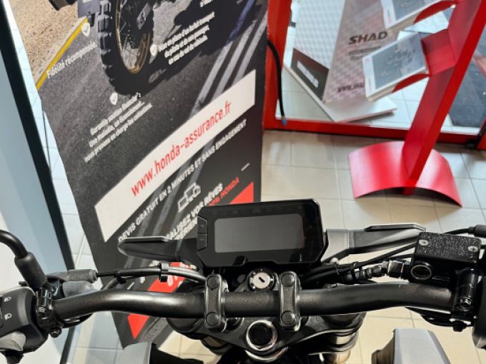 HONDA CB125R CB 125 R 4