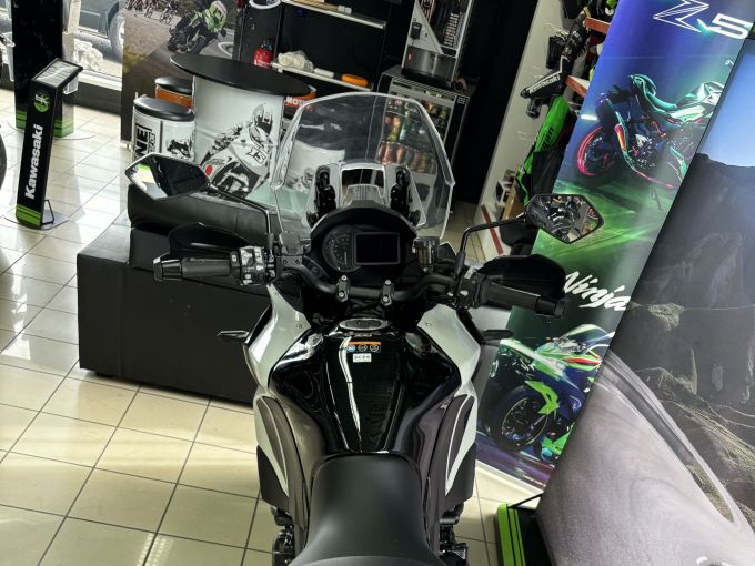 KAWASAKI VERSYS 4