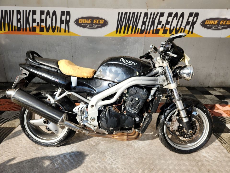 TRIUMPH SPEED TRIPLE 955 4