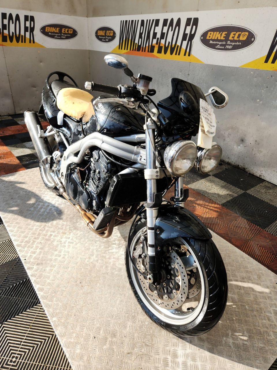 TRIUMPH SPEED TRIPLE 955 4