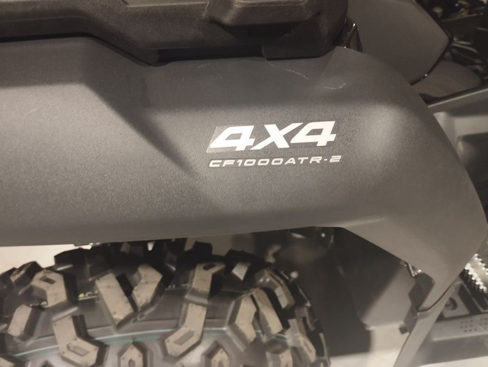 CF MOTO CFORCE 1000 4